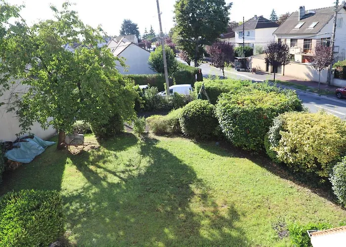Le Parc Du Moulin Montfermeil